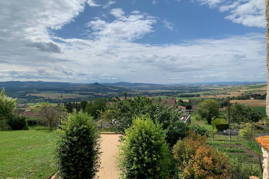 Domaine Des Pierres D Auvergne Flat 外观 照片
